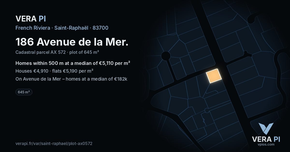 186 Avenue de la Mer, Saint-Raphaël at night – the plot lit, the parcels around coloured by the prices near them