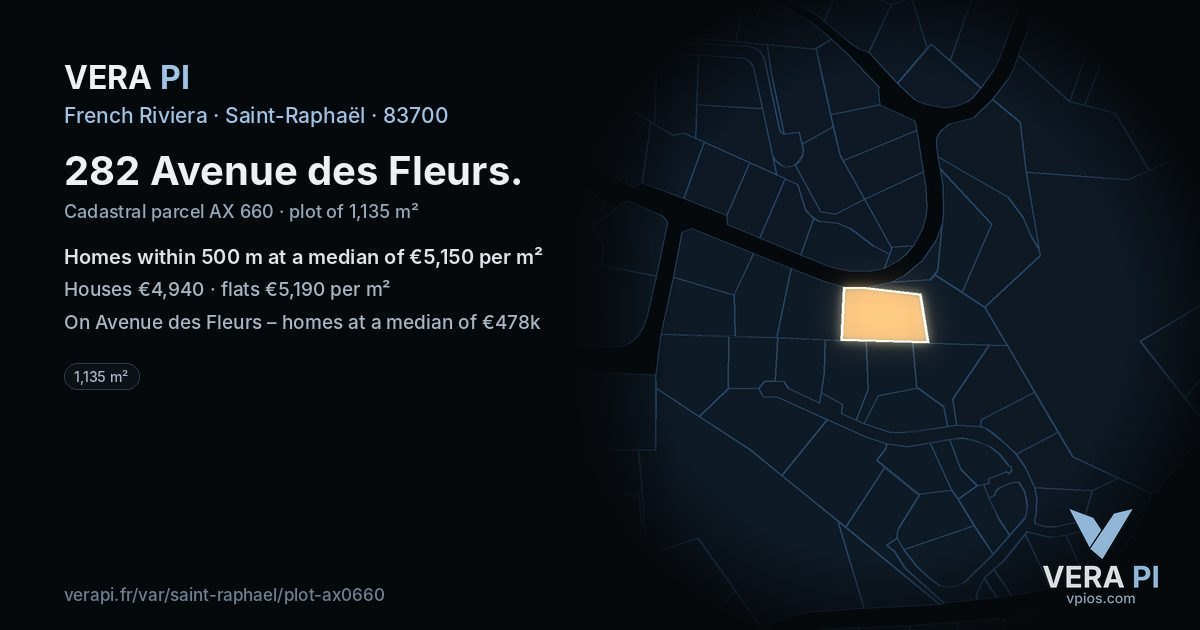 282 Avenue des Fleurs, Saint-Raphaël at night – the plot lit, the parcels around coloured by the prices near them