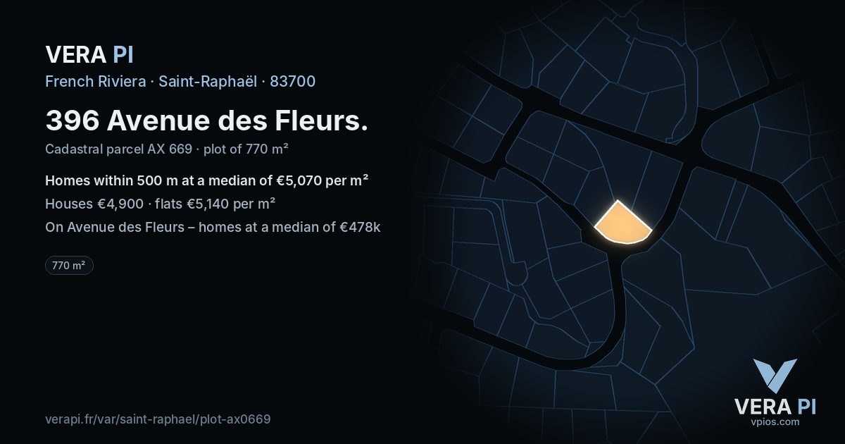 396 Avenue des Fleurs, Saint-Raphaël at night – the plot lit, the parcels around coloured by the prices near them