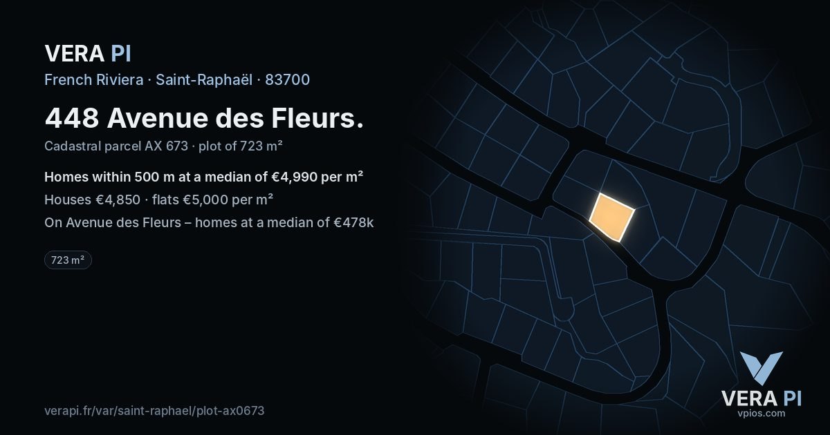 448 Avenue des Fleurs, Saint-Raphaël at night – the plot lit, the parcels around coloured by the prices near them