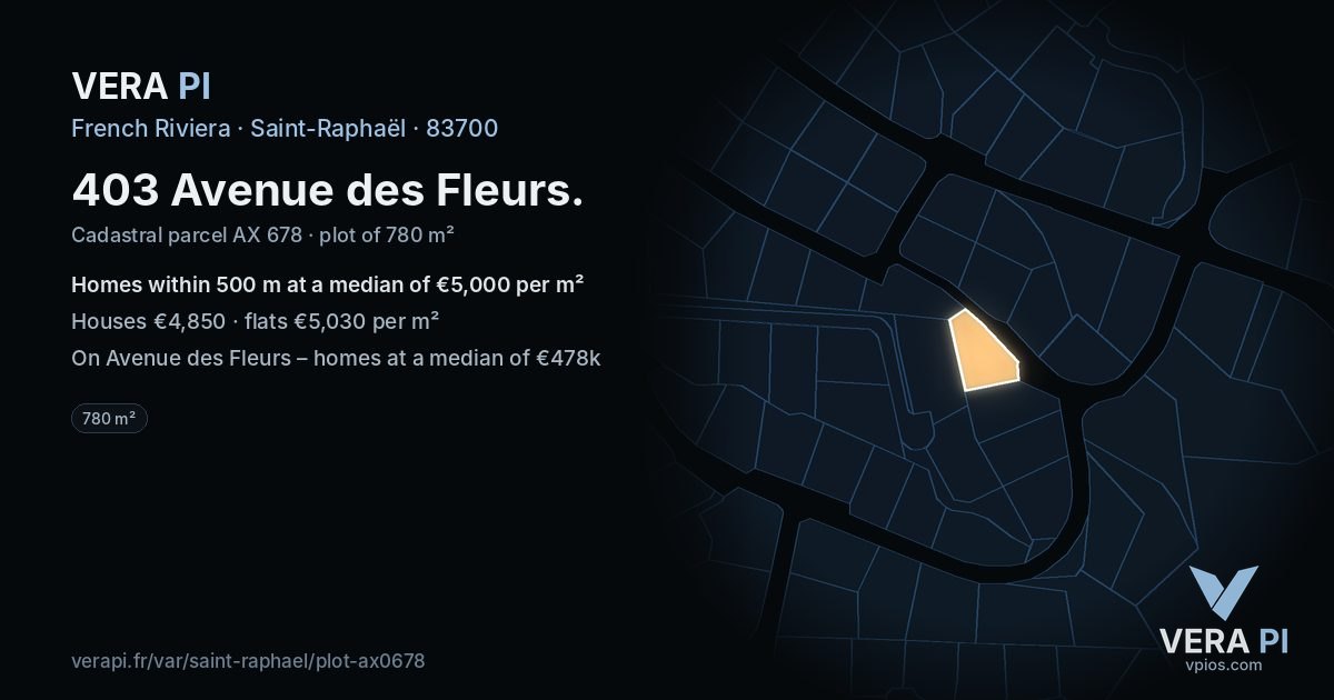 403 Avenue des Fleurs, Saint-Raphaël at night – the plot lit, the parcels around coloured by the prices near them