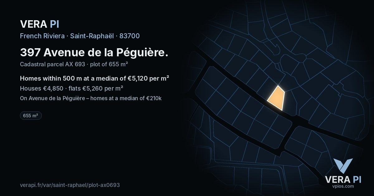 397 Avenue de la Péguière, Saint-Raphaël at night – the plot lit, the parcels around coloured by the prices near them