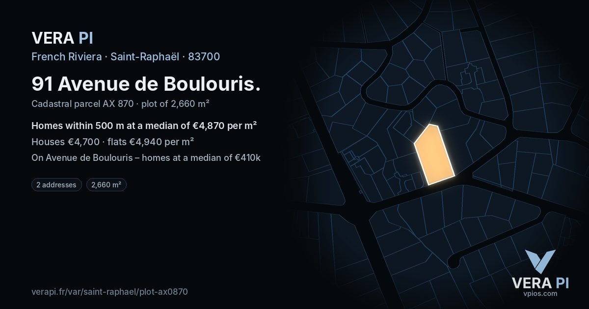 91 Avenue de Boulouris, Saint-Raphaël at night – the plot lit, the parcels around coloured by the prices near them