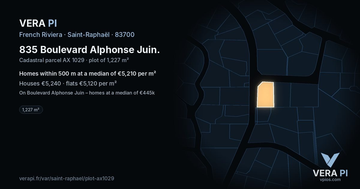 835 Boulevard Alphonse Juin, Saint-Raphaël at night – the plot lit, the parcels around coloured by the prices near them