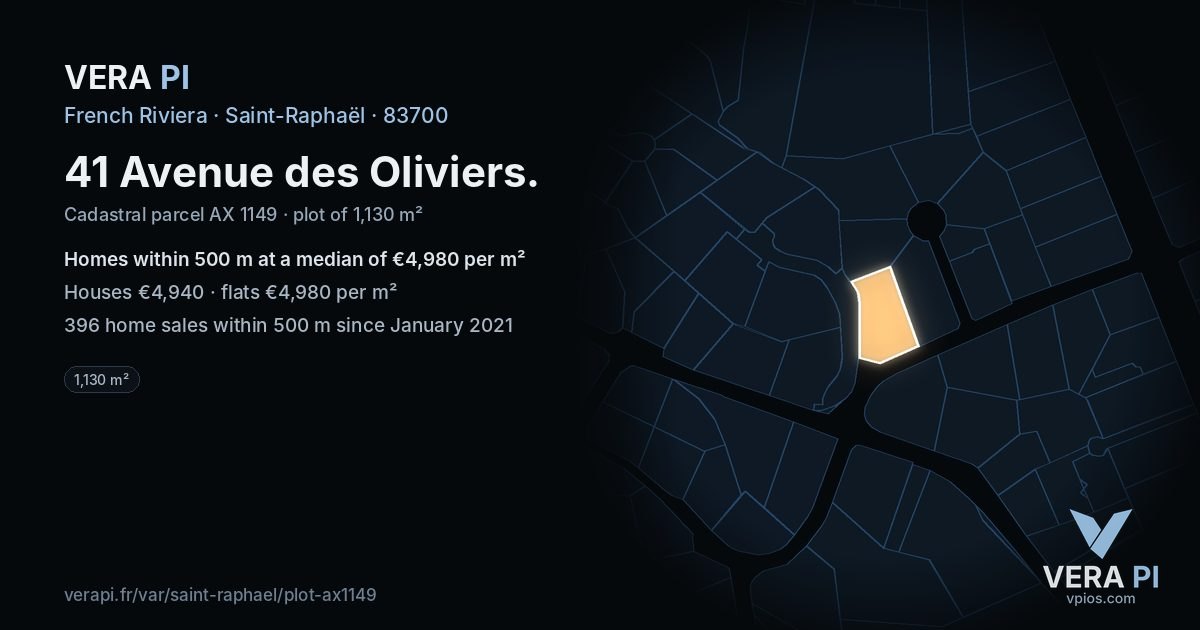 41 Avenue des Oliviers, Saint-Raphaël at night – the plot lit, the parcels around coloured by the prices near them