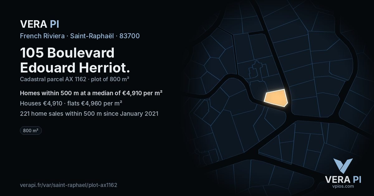 105 Boulevard Edouard Herriot, Saint-Raphaël at night – the plot lit, the parcels around coloured by the prices near them