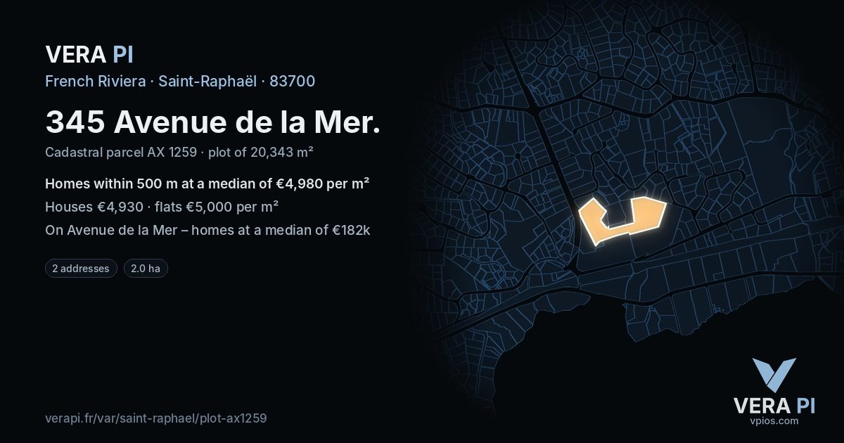 345 Avenue de la Mer, Saint-Raphaël at night – the plot lit, the parcels around coloured by the prices near them