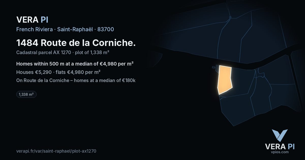1484 Route de la Corniche, Saint-Raphaël at night – the plot lit, the parcels around coloured by the prices near them