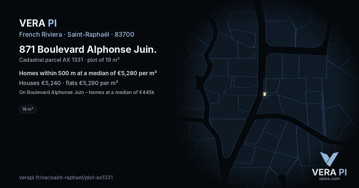 871 Boulevard Alphonse Juin, Saint-Raphaël at night – the plot lit, the parcels around coloured by the prices near them