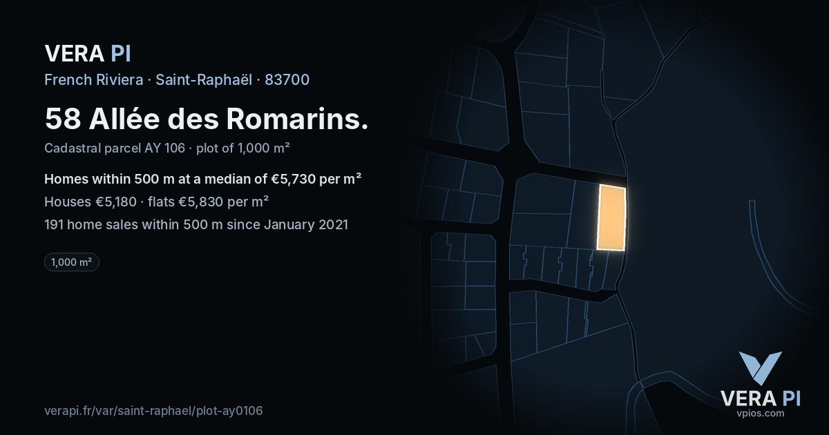 58 Allée des Romarins, Saint-Raphaël at night – the plot lit, the parcels around coloured by the prices near them