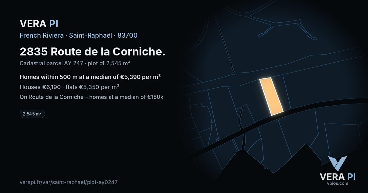2835 Route de la Corniche, Saint-Raphaël at night – the plot lit, the parcels around coloured by the prices near them