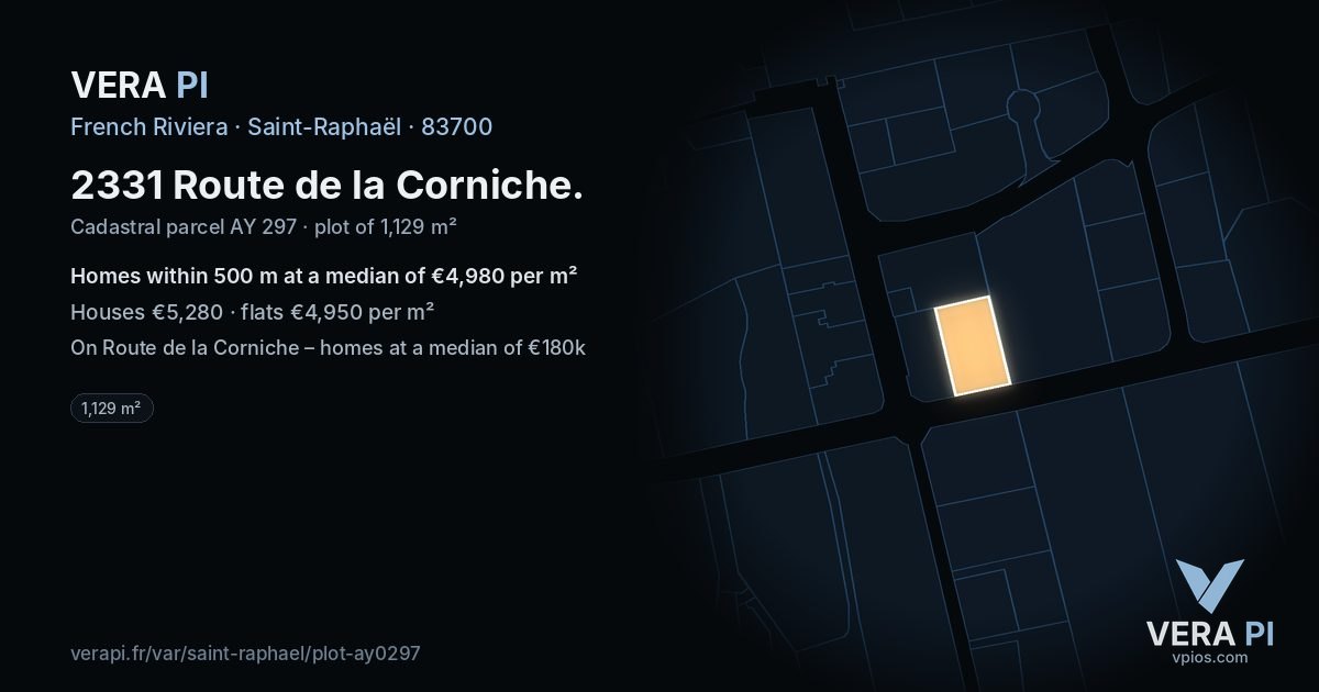 2331 Route de la Corniche, Saint-Raphaël at night – the plot lit, the parcels around coloured by the prices near them