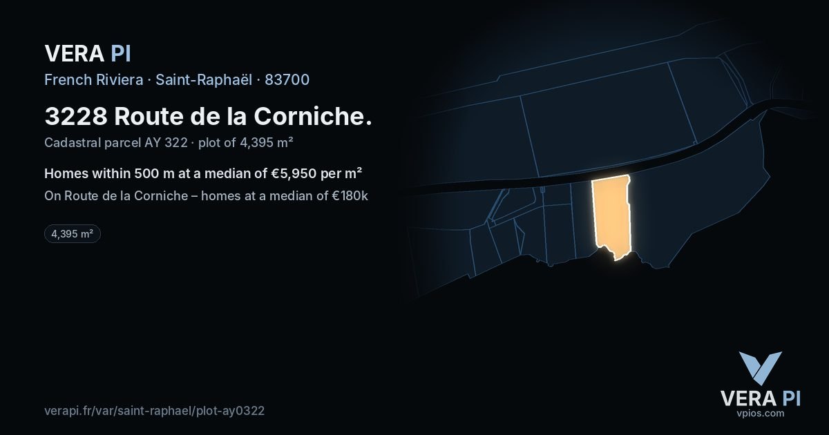 3228 Route de la Corniche, Saint-Raphaël at night – the plot lit, the parcels around coloured by the prices near them