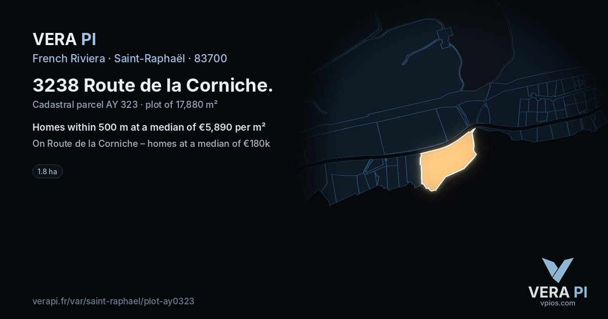 3238 Route de la Corniche, Saint-Raphaël at night – the plot lit, the parcels around coloured by the prices near them