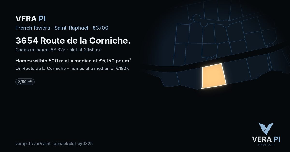 3654 Route de la Corniche, Saint-Raphaël at night – the plot lit, the parcels around coloured by the prices near them