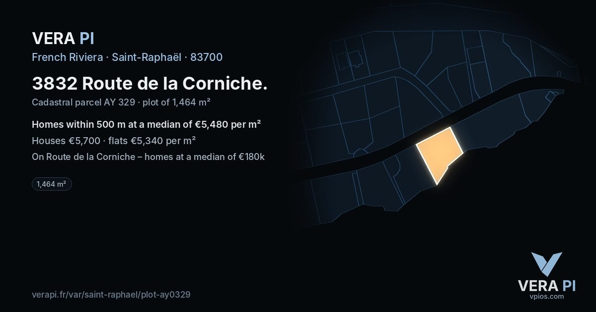 3832 Route de la Corniche, Saint-Raphaël at night – the plot lit, the parcels around coloured by the prices near them