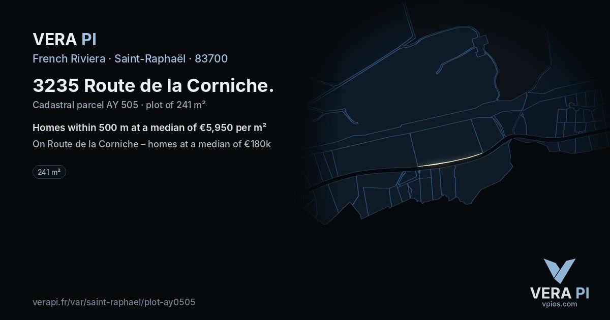 3235 Route de la Corniche, Saint-Raphaël at night – the plot lit, the parcels around coloured by the prices near them