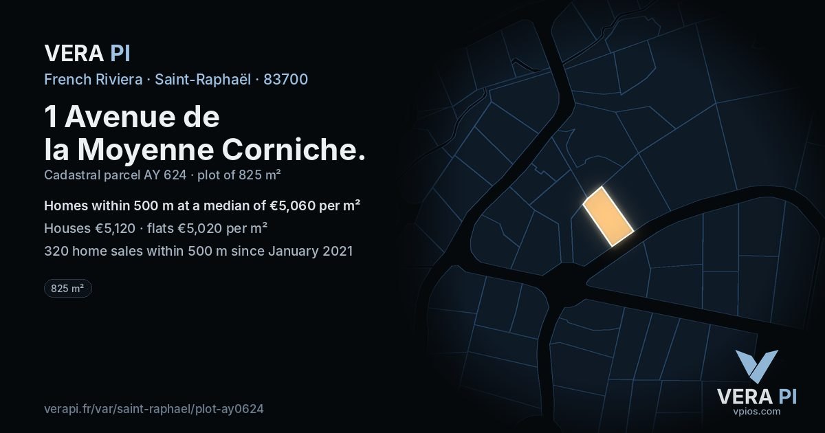 1 Avenue de la Moyenne Corniche, Saint-Raphaël at night – the plot lit, the parcels around coloured by the prices near them