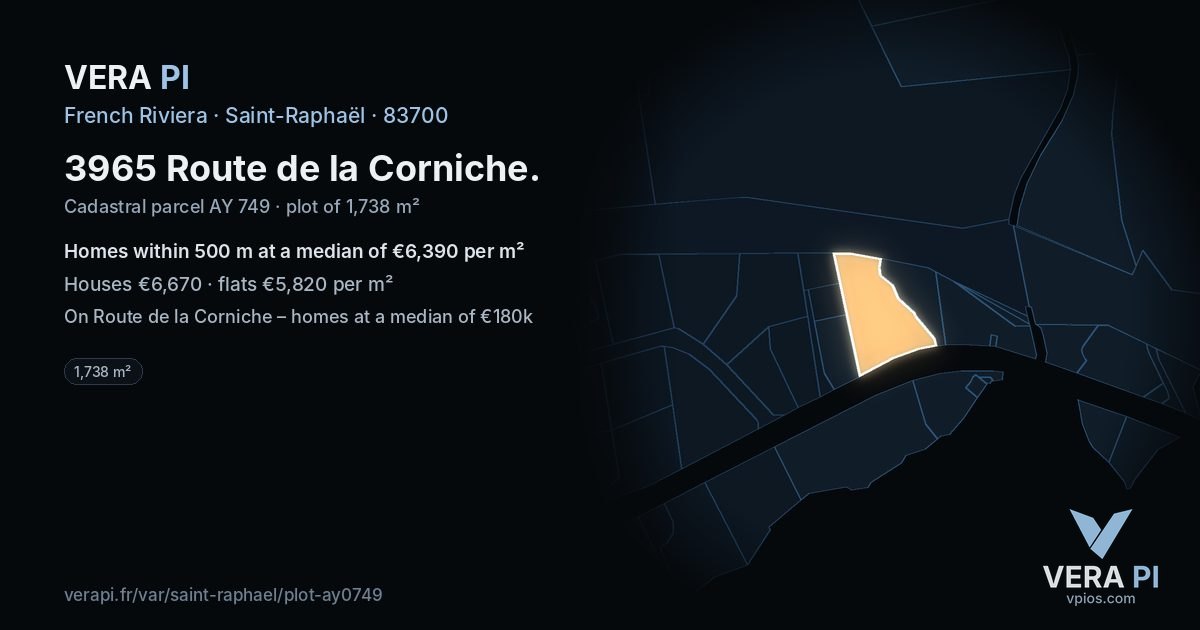 3965 Route de la Corniche, Saint-Raphaël at night – the plot lit, the parcels around coloured by the prices near them