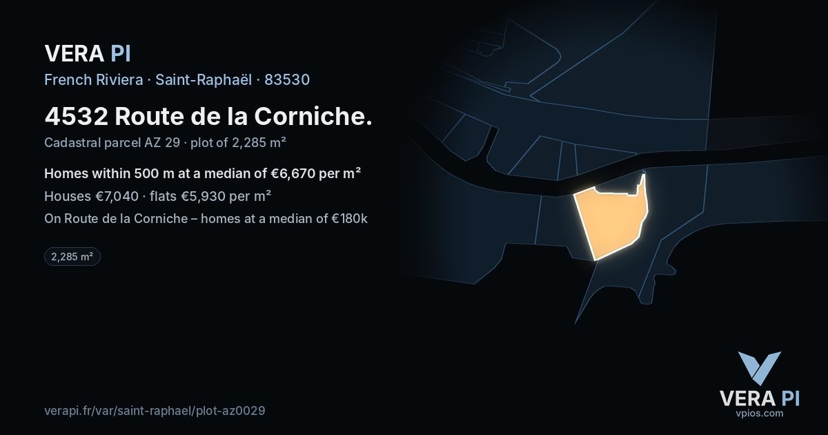 4532 Route de la Corniche, Saint-Raphaël at night – the plot lit, the parcels around coloured by the prices near them
