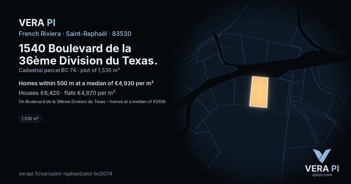 1540 Boulevard de la 36ème Division du Texas, Saint-Raphaël at night – the plot lit, the parcels around coloured by the prices near them