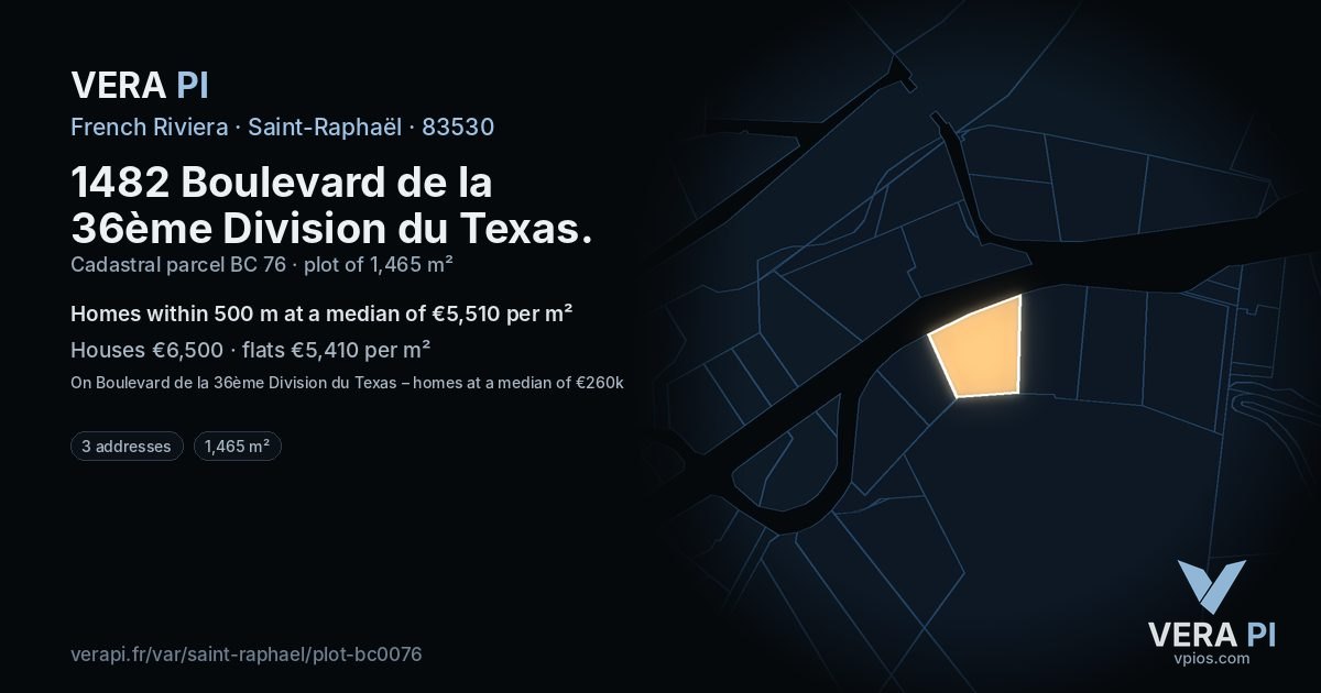 1482 Boulevard de la 36ème Division du Texas, Saint-Raphaël at night – the plot lit, the parcels around coloured by the prices near them