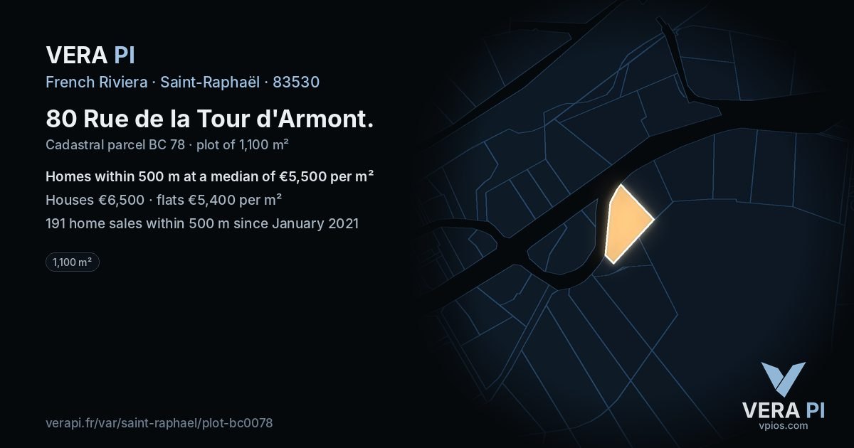 80 Rue de la Tour d'Armont, Saint-Raphaël at night – the plot lit, the parcels around coloured by the prices near them
