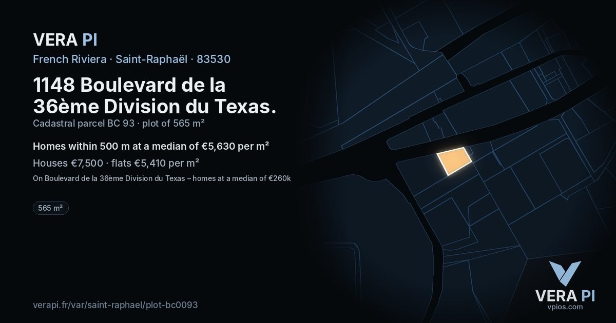1148 Boulevard de la 36ème Division du Texas, Saint-Raphaël at night – the plot lit, the parcels around coloured by the prices near them
