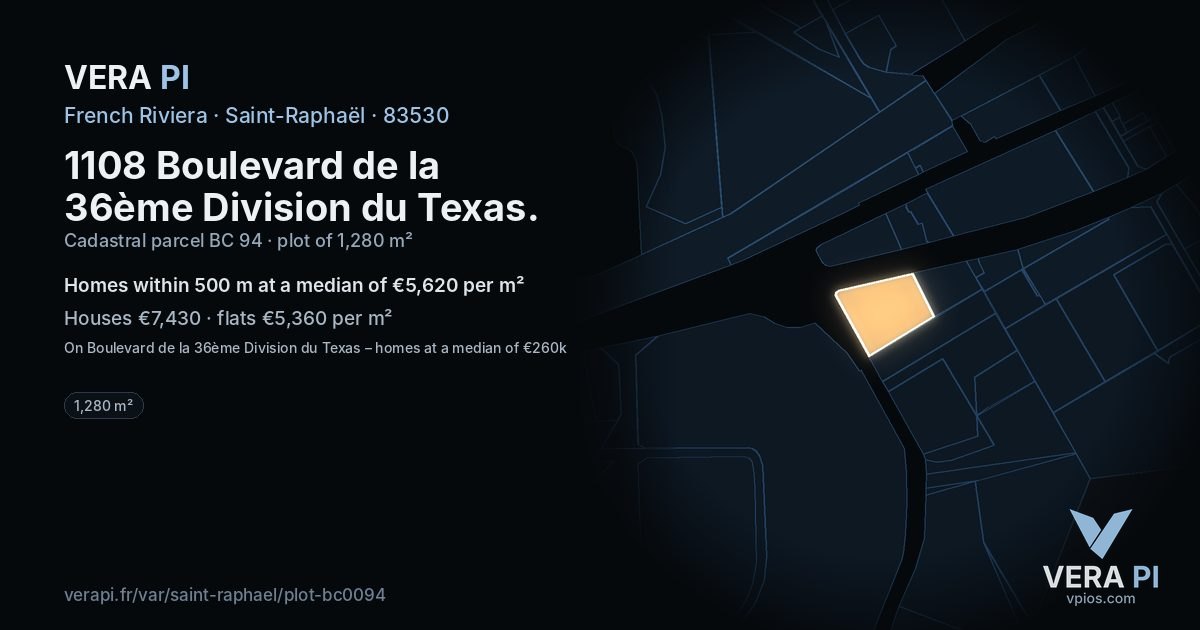 1108 Boulevard de la 36ème Division du Texas, Saint-Raphaël at night – the plot lit, the parcels around coloured by the prices near them