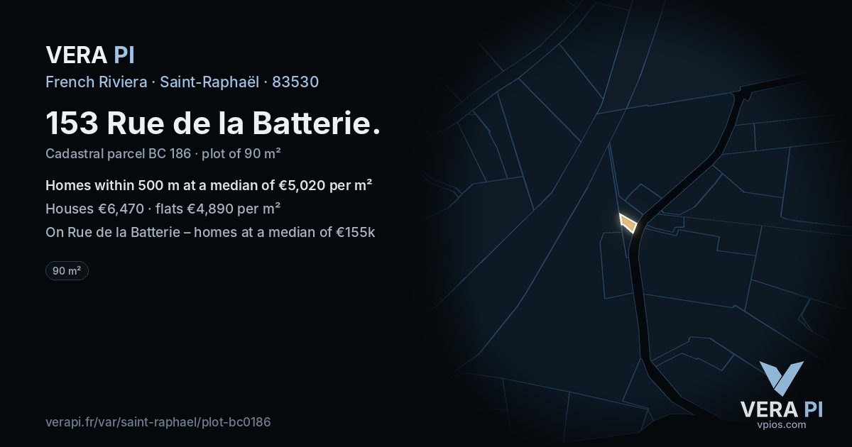 153 Rue de la Batterie, Saint-Raphaël at night – the plot lit, the parcels around coloured by the prices near them