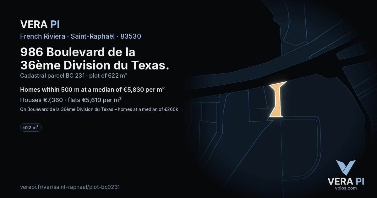 986 Boulevard de la 36ème Division du Texas, Saint-Raphaël at night – the plot lit, the parcels around coloured by the prices near them