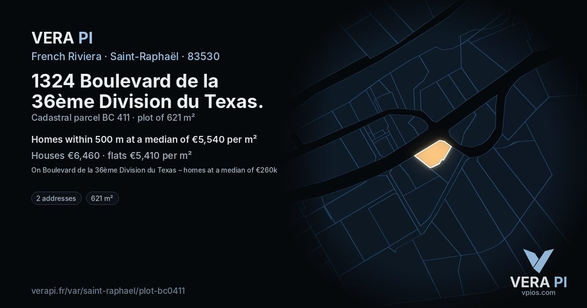 1324 Boulevard de la 36ème Division du Texas, Saint-Raphaël at night – the plot lit, the parcels around coloured by the prices near them