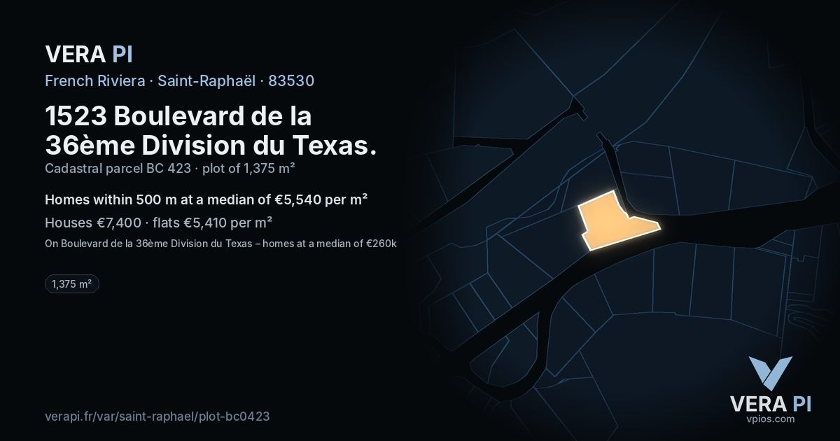 1523 Boulevard de la 36ème Division du Texas, Saint-Raphaël at night – the plot lit, the parcels around coloured by the prices near them