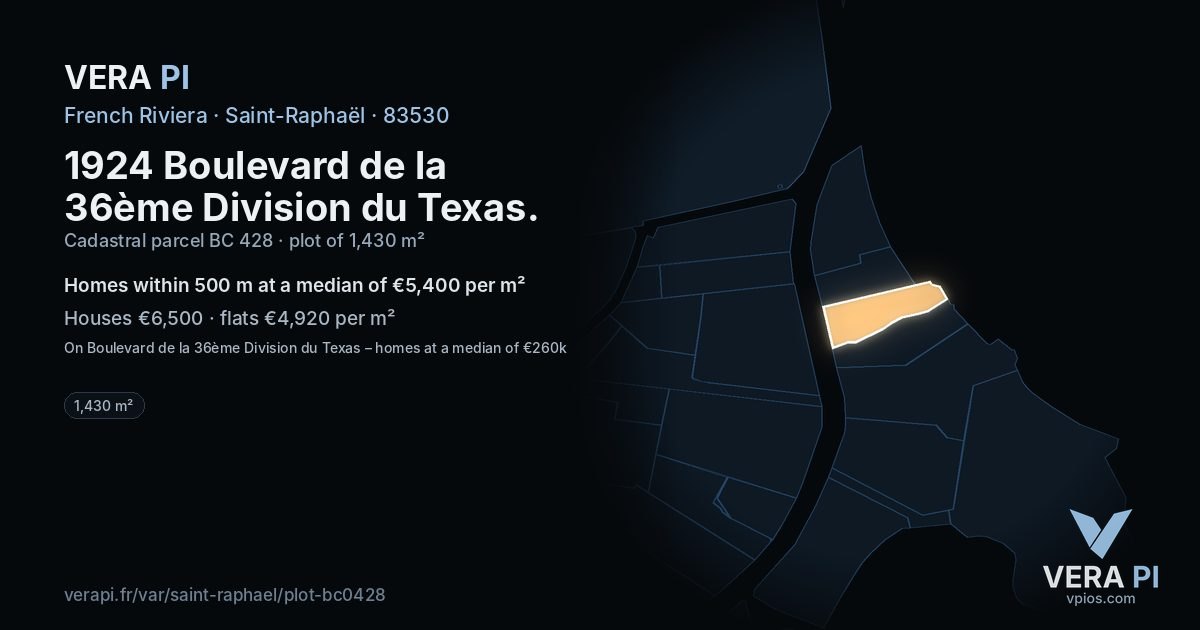 1924 Boulevard de la 36ème Division du Texas, Saint-Raphaël at night – the plot lit, the parcels around coloured by the prices near them