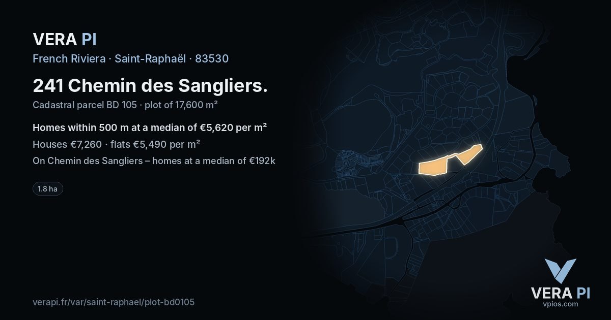 241 Chemin des Sangliers, Saint-Raphaël at night – the plot lit, the parcels around coloured by the prices near them
