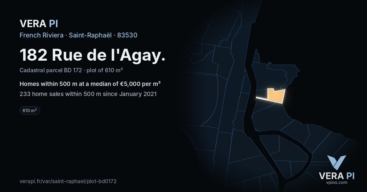 182 Rue de l'Agay, Saint-Raphaël at night – the plot lit, the parcels around coloured by the prices near them