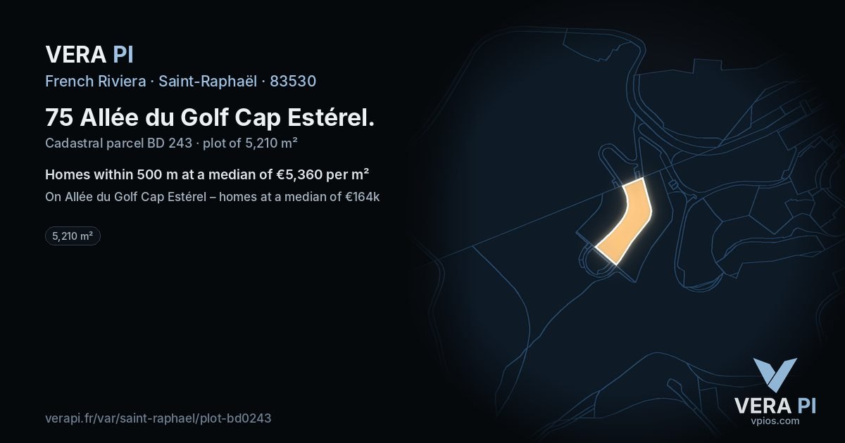 75 Allée du Golf Cap Estérel, Saint-Raphaël at night – the plot lit, the parcels around coloured by the prices near them