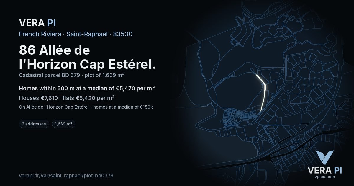 86 Allée de l'Horizon Cap Estérel, Saint-Raphaël at night – the plot lit, the parcels around coloured by the prices near them