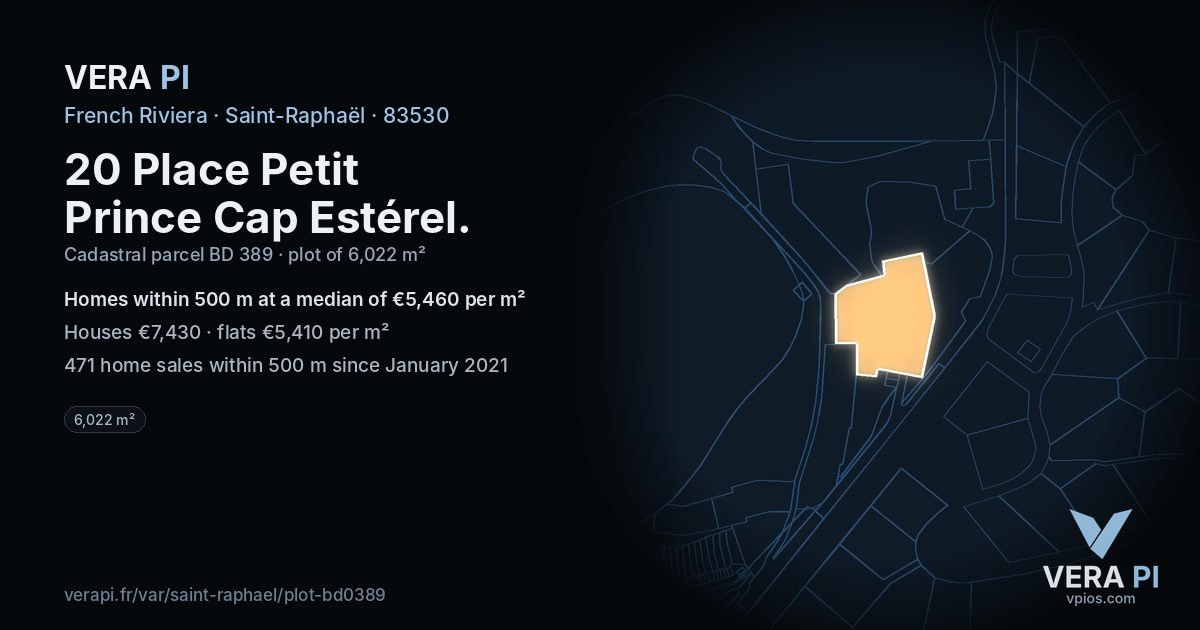 20 Place Petit Prince Cap Estérel, Saint-Raphaël at night – the plot lit, the parcels around coloured by the prices near them