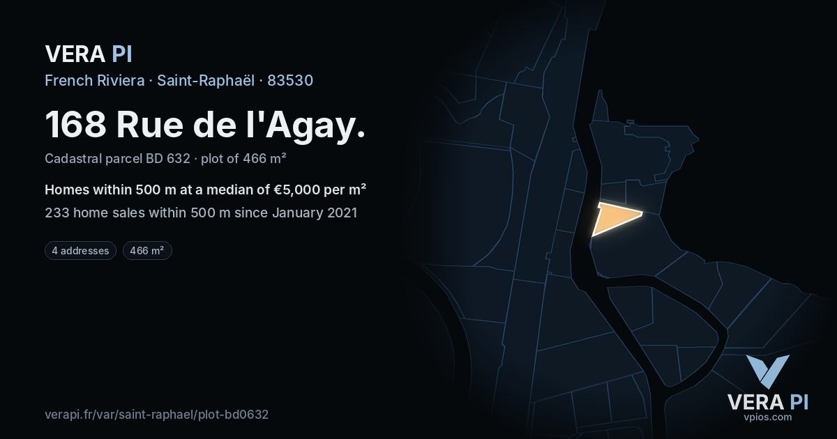168 Rue de l'Agay, Saint-Raphaël at night – the plot lit, the parcels around coloured by the prices near them