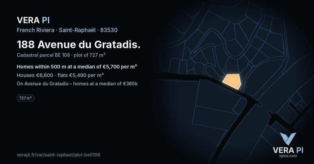 188 Avenue du Gratadis, Saint-Raphaël at night – the plot lit, the parcels around coloured by the prices near them