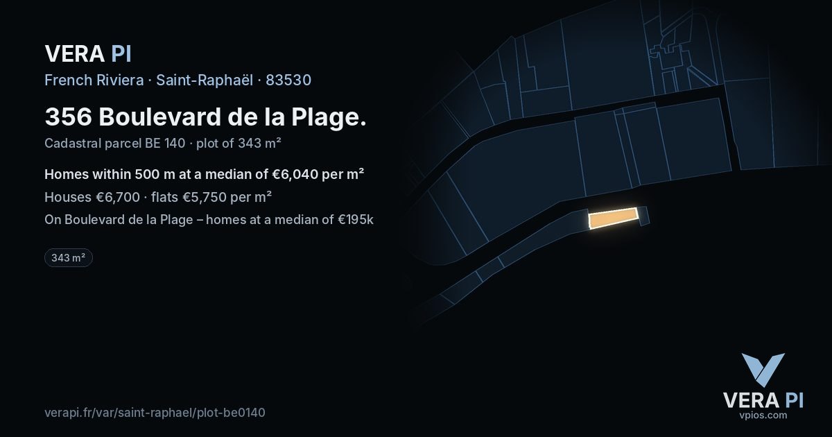 356 Boulevard de la Plage, Saint-Raphaël at night – the plot lit, the parcels around coloured by the prices near them