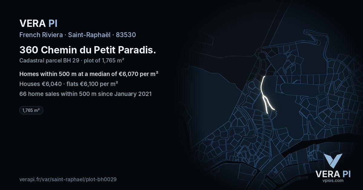360 Chemin du Petit Paradis, Saint-Raphaël at night – the plot lit, the parcels around coloured by the prices near them