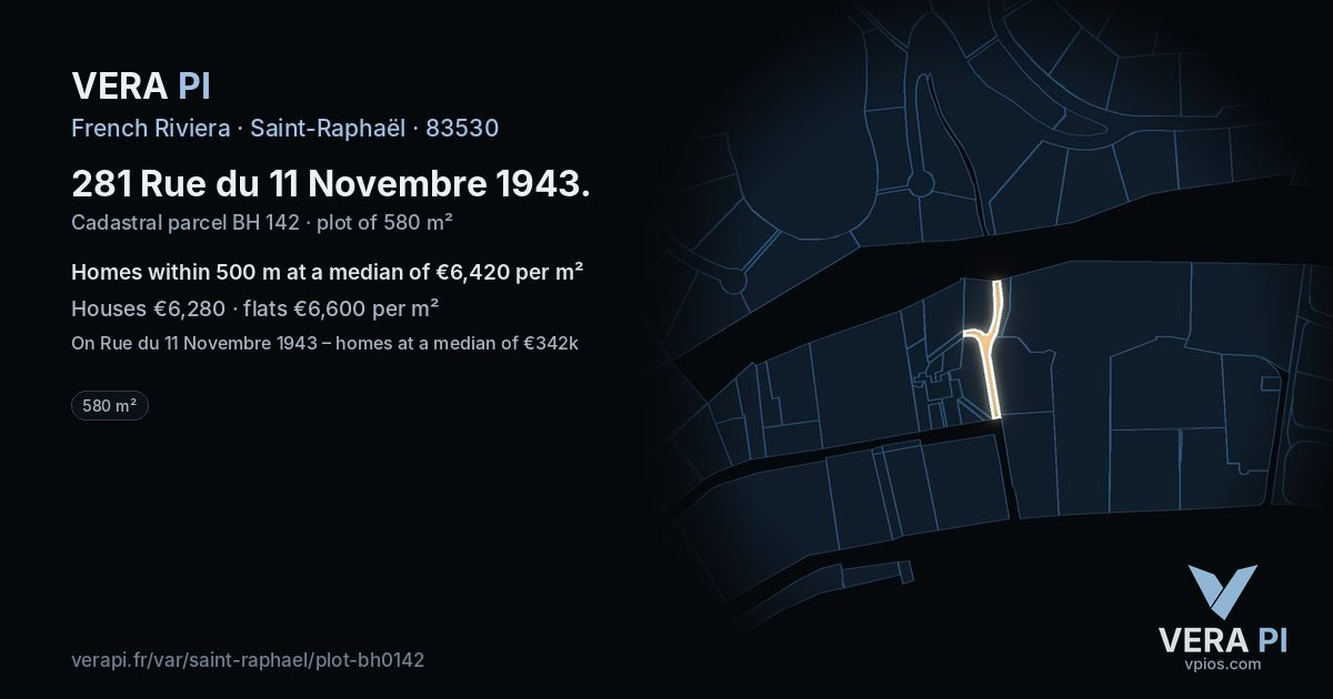 281 Rue du 11 Novembre 1943, Saint-Raphaël at night – the plot lit, the parcels around coloured by the prices near them