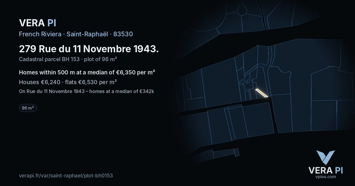 279 Rue du 11 Novembre 1943, Saint-Raphaël at night – the plot lit, the parcels around coloured by the prices near them