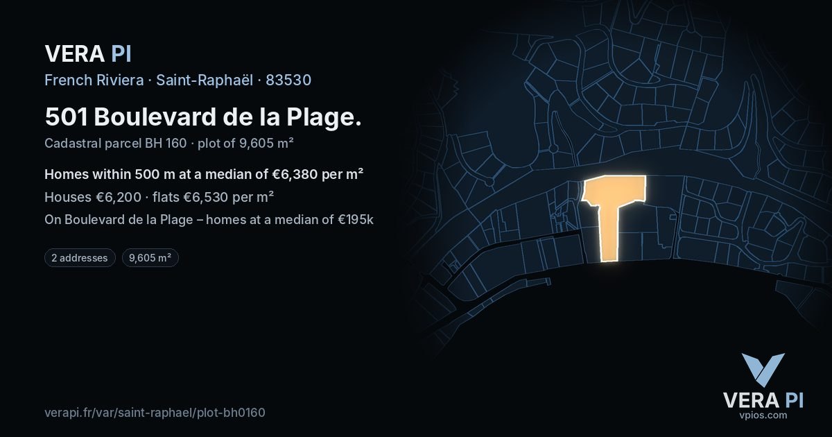 501 Boulevard de la Plage, Saint-Raphaël at night – the plot lit, the parcels around coloured by the prices near them