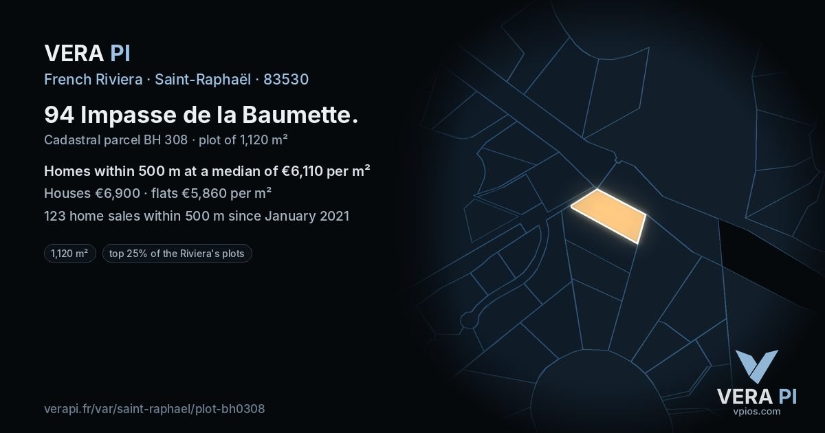 94 Impasse de la Baumette, Saint-Raphaël at night – the plot lit, the parcels around coloured by the prices near them