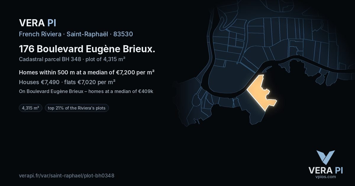 176 Boulevard Eugène Brieux, Saint-Raphaël at night – the plot lit, the parcels around coloured by the prices near them