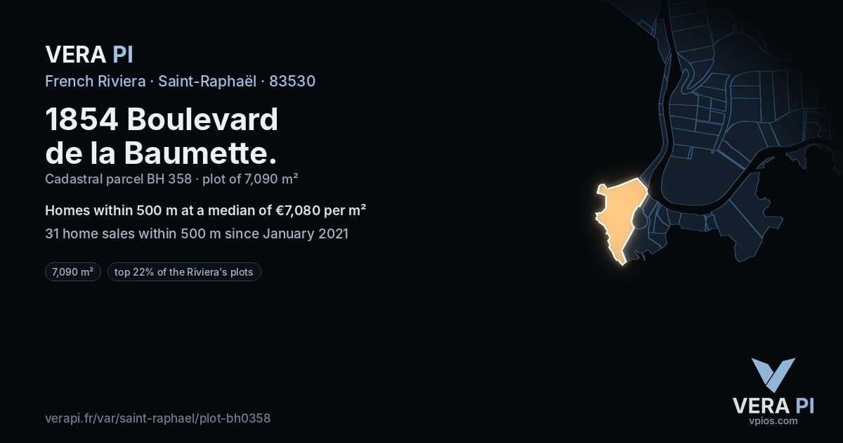 1854 Boulevard de la Baumette, Saint-Raphaël at night – the plot lit, the parcels around coloured by the prices near them