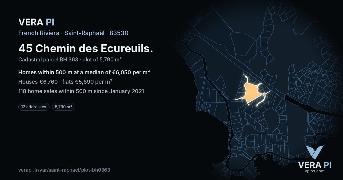 45 Chemin des Ecureuils, Saint-Raphaël at night – the plot lit, the parcels around coloured by the prices near them